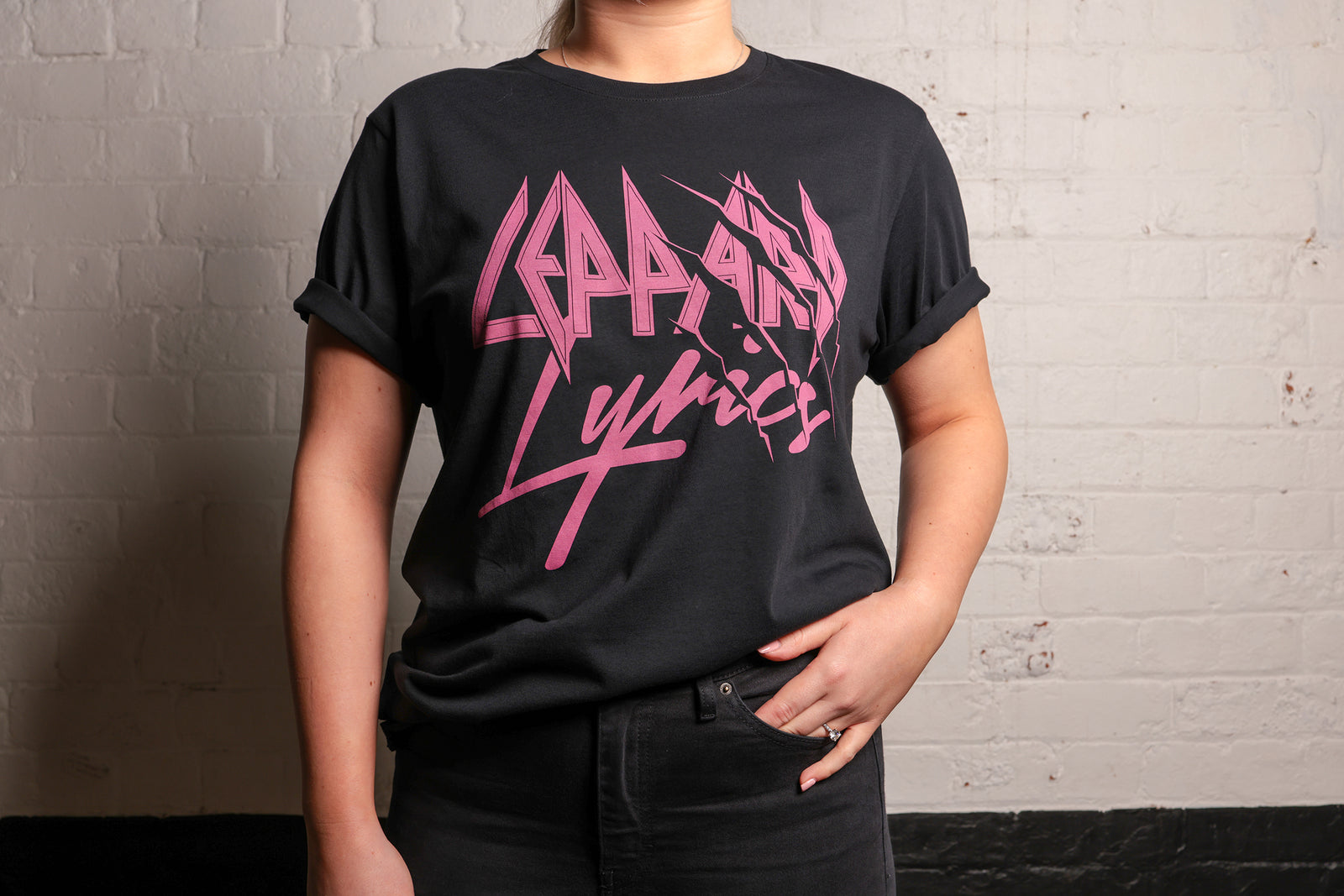 pppinktee-06_1600x.jpg?v=
